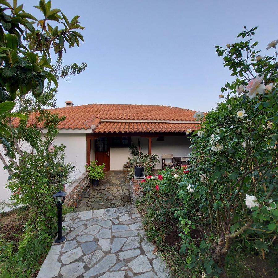 Villa Amfithea Moni Evaggelistrias 외부 사진